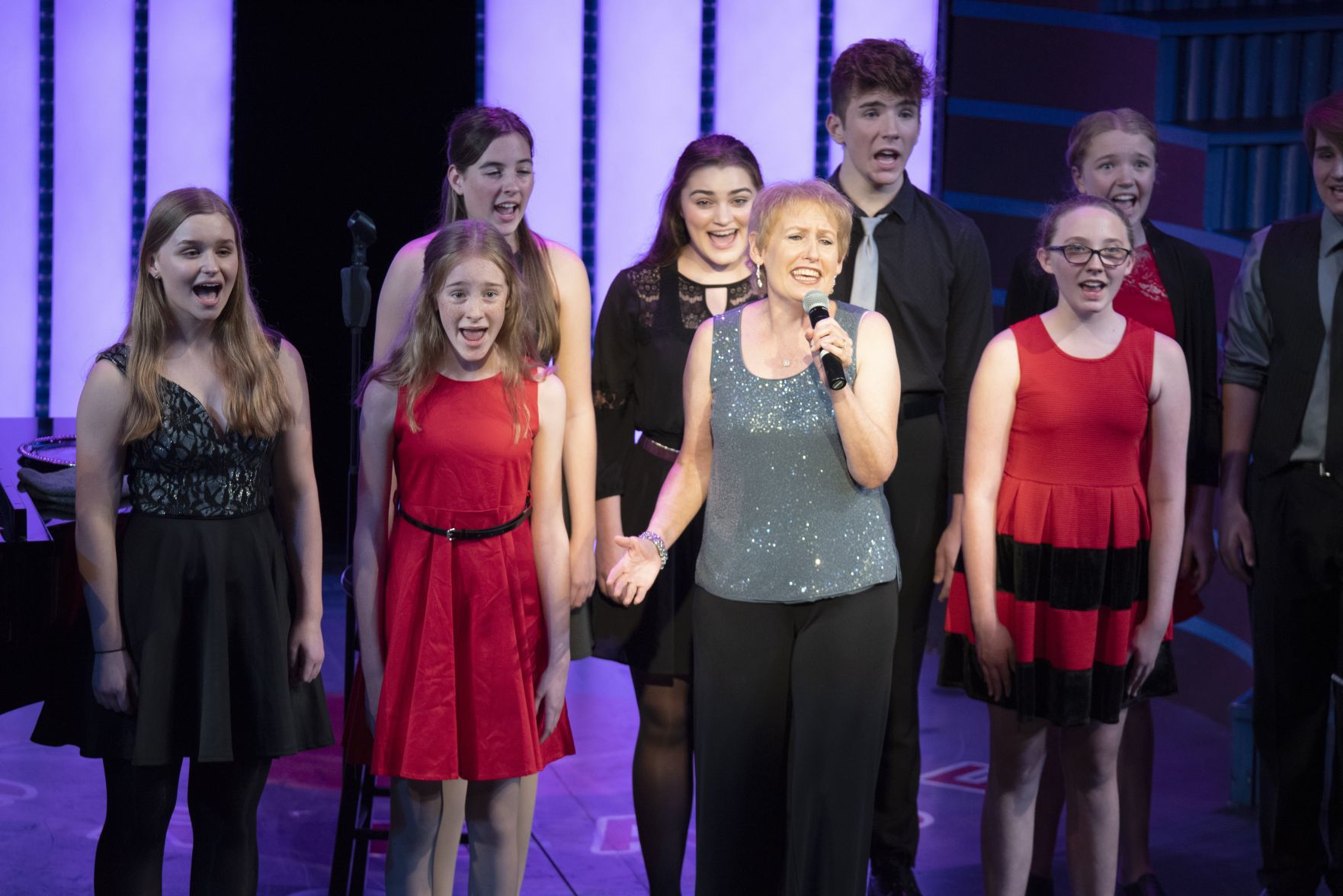 Liz Callaway performs with members of Triple Threats and Triple Threat TEENS